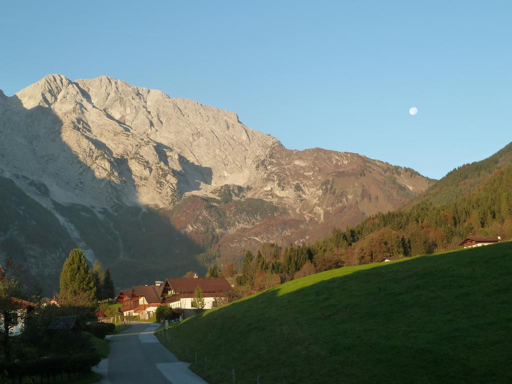 Schöne Aussicht Kuchl Exterior foto
